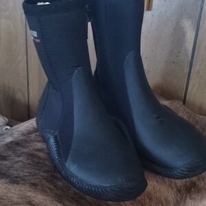 Black Ankle Snorkeling Boots for Women